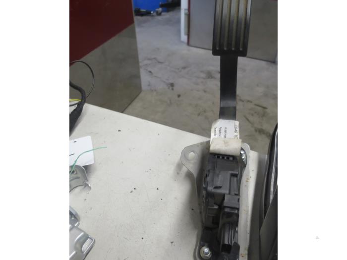 Begagnade Gaspedalsensor Ford Focus 3 Wagon 1.6 TDCi ECOnetic Pris € 44,00 Marginaltabell erbjuds av Autobedrijf Brooks