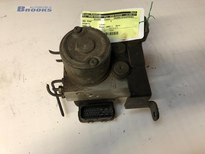 Begagnade ABS-pump Hyundai Terracan 2.9 CRDi 16V Pris € 200,00 Marginaltabell erbjuds av Autobedrijf Brooks