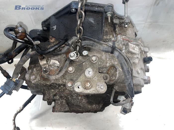 Getriebe van een Opel Astra G (F70) 2.0 DI 16V 1999