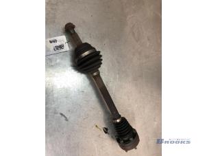 Used Front drive shaft, left Seat Arosa (6H1) 1.0 MPi Price € 10,00 Margin scheme offered by Autobedrijf Brooks