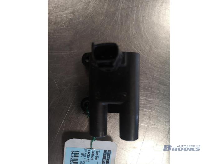 Usagé Bobine Chevrolet Lacetti (KLAN) 1.4 16V Prix € 15,00 Règlement à la marge proposé par Autobedrijf Brooks