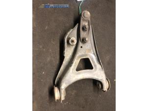 Used Front wishbone, right Renault Clio II (BB/CB) 1.2 16V Price € 15,00 Margin scheme offered by Autobedrijf Brooks