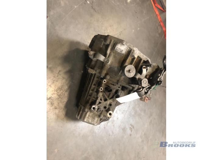 Getriebe van een Hyundai Getz 1.1i 12V 2003