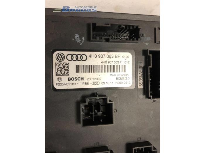 Ordinateur contrôle fonctionnel d'un Audi A6 2011