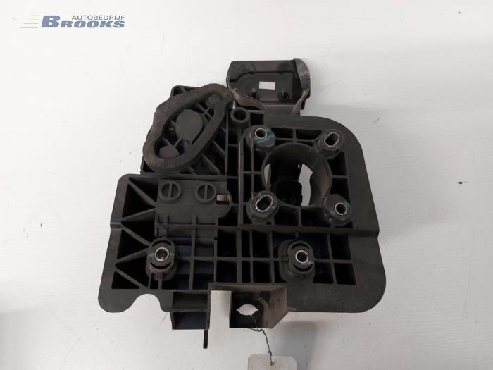 Brake pedal from a Fiat 500 (312) 1.2 69 2011