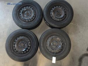 Gebrauchte Felgen Set + Reifen Volkswagen Golf Preis auf Anfrage angeboten von Autobedrijf Brooks