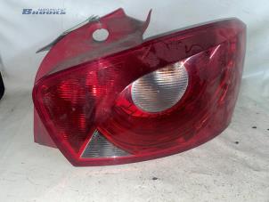 Używane Tylne swiatlo pozycyjne prawe Seat Ibiza IV (6J5) 1.6 16V Cena na żądanie oferowane przez Autobedrijf Brooks