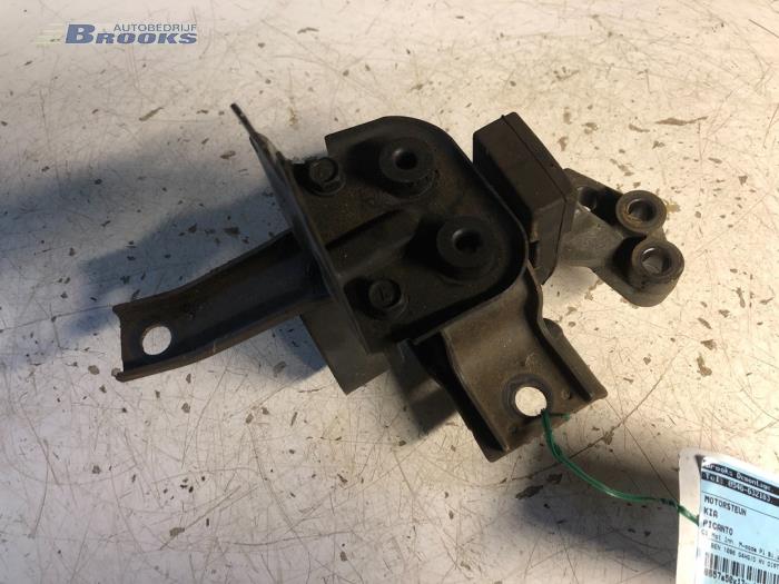 Used Engine mount Kia Picanto (BA) 1.1 12V Price € 30,00 Margin scheme offered by Autobedrijf Brooks