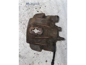 Used Rear brake calliper, left Peugeot Boxer (244) 2.8 HDi 127 Price € 15,00 Margin scheme offered by Autobedrijf Brooks