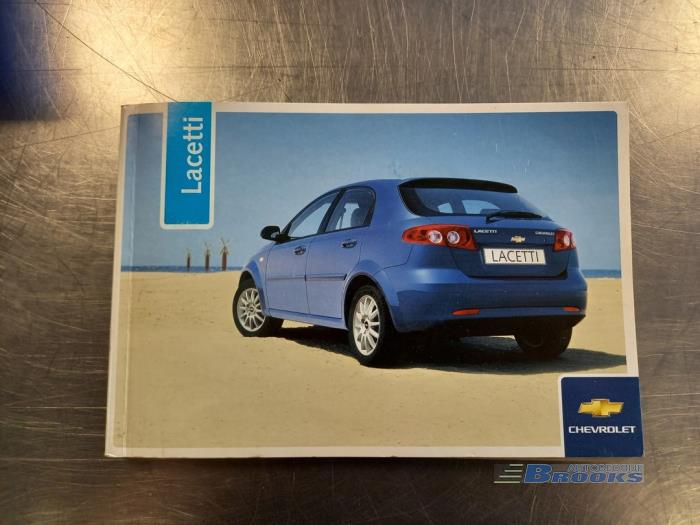 Używane Instrukcja Chevrolet Lacetti (KLAN) 1.4 16V Cena € 10,00 Procedura marży oferowane przez Autobedrijf Brooks