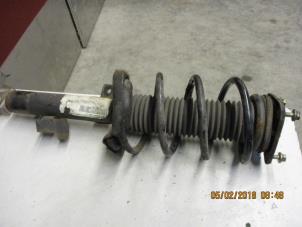Used Front shock absorber rod, right Volvo V50 (MW) 2.0 D 16V Price € 52,00 Margin scheme offered by Autobedrijf Brooks