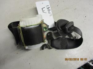 Used Front seatbelt, left BMW 1 serie (E87/87N) 118i 16V Price € 32,00 Margin scheme offered by Autobedrijf Brooks