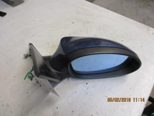 Used Wing mirror, right BMW 1 serie (E87/87N) 118i 16V Price € 24,00 Margin scheme offered by Autobedrijf Brooks