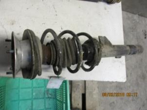 Used Front shock absorber rod, right BMW 1 serie (E87/87N) 118i 16V Price € 32,00 Margin scheme offered by Autobedrijf Brooks