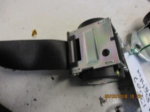 Used Rear seatbelt, left BMW 1 serie (E87/87N) 118i 16V Price € 35,00 Margin scheme offered by Autobedrijf Brooks