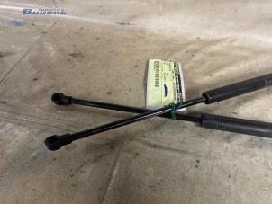 Used Rear gas strut, right Fiat 500 (312) 1.2 69 Price on request offered by Autobedrijf Brooks