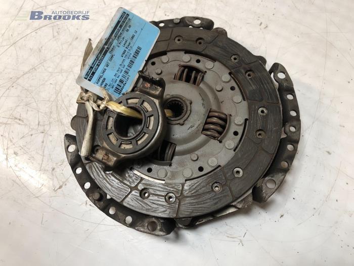 Gebrauchte Kupplungsset (komplett) Honda CRX (EG/EH) 1.6 ESi 16V Preis € 20,00 Margenregelung angeboten von Autobedrijf Brooks