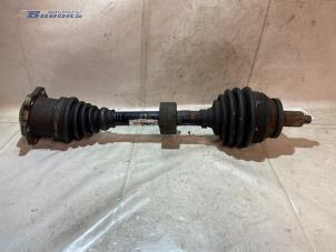 Used Front drive shaft, left Volkswagen Polo IV (9N1/2/3) 1.4 TDI 75 Price € 25,00 Margin scheme offered by Autobedrijf Brooks