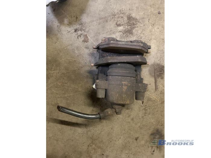 Gebrauchte Bremszange rechts vorne Volkswagen Polo IV (9N1/2/3) 1.4 TDI 75 Preis € 24,00 Margenregelung angeboten von Autobedrijf Brooks