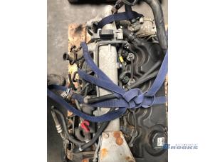 Engine from a Fiat Doblo (223A/119) 1.9 JTD 2003