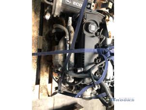 Engine from a Fiat Doblo (223A/119) 1.9 JTD 2003