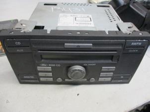 Gebrauchte Radio CD Spieler Ford Focus 2 1.6 TDCi 16V 90 Preis € 50,00 Margenregelung angeboten von Autobedrijf Brooks