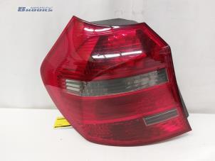 Used Taillight, left BMW 1 serie (E87/87N) 118d 16V Price € 25,00 Margin scheme offered by Autobedrijf Brooks