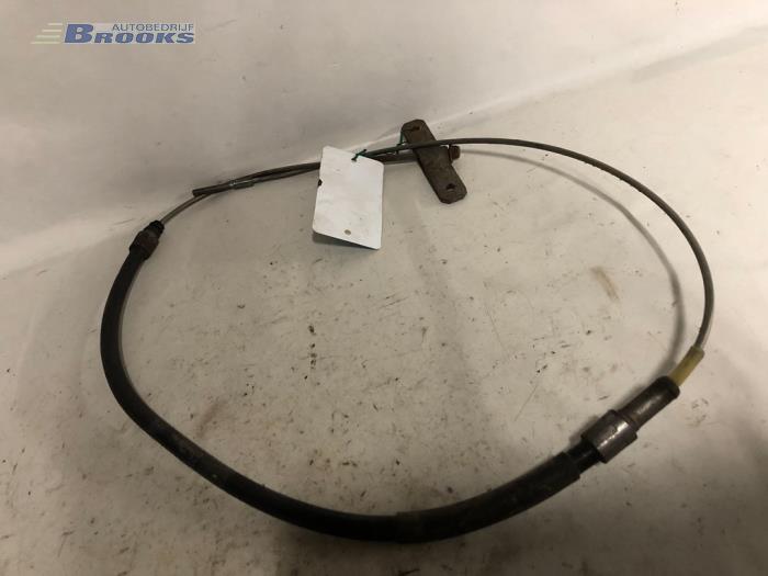 Usagé Câble frein à main Volkswagen Multivan T5 (7E/7HC/7HF/7HM) 2.5 TDi Prix € 10,00 Règlement à la marge proposé par Autobedrijf Brooks