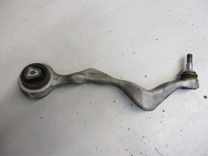 Front wishbone, right from a BMW 1 serie (E87/87N) 118d 16V 2007