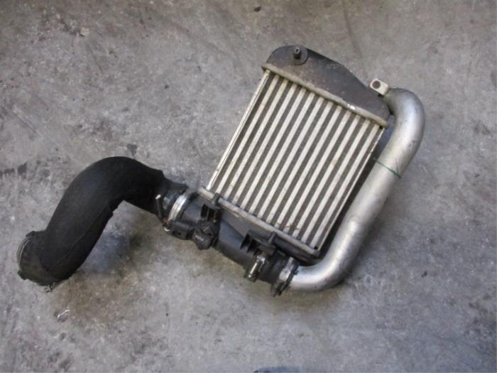 Usagé Intercooler Audi A6 Quattro (C6) 3.0 TDI V6 24V Prix € 45,00 Règlement à la marge proposé par Autobedrijf Brooks
