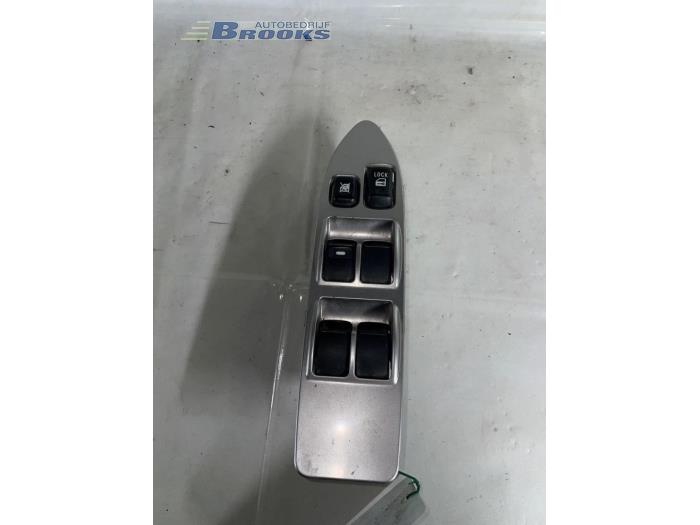 Usados Interruptor combinado de ventanillas Mitsubishi Pajero Hardtop (V6/7) 3.2 DI-D 16V Autom. Precio de solicitud ofrecido por Autobedrijf Brooks