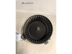 Usados Motor de ventilador de calefactor Iveco New Daily V 35C17SV Precio € 60,00 Norma de margen ofrecido por Autobedrijf Brooks