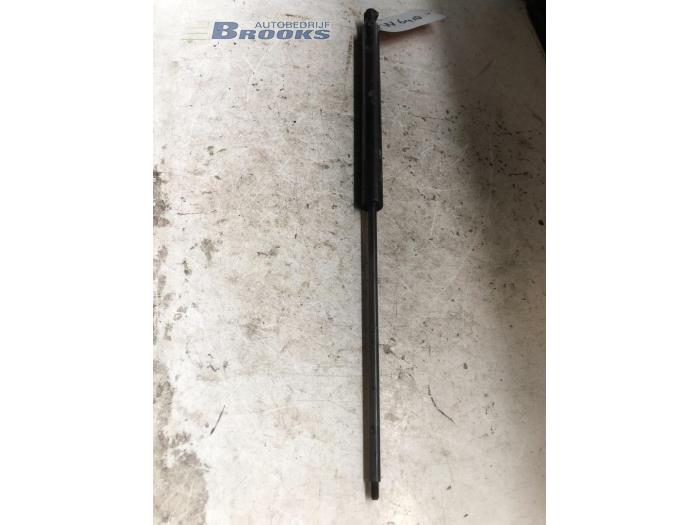 Rear gas strut, right from a Peugeot 206 (2A/C/H/J/S) 2.0 GTI 16V 2000