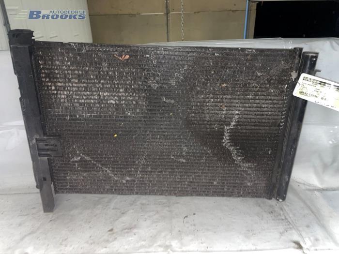 Air conditioning radiator from a BMW 3 serie (E90) 325i 24V 2005