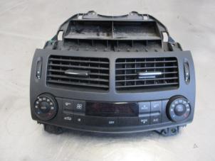 Used Heater control panel Mercedes E Combi (S211) 2.2 E-220 CDI 16V Price € 100,00 Margin scheme offered by Autobedrijf Brooks