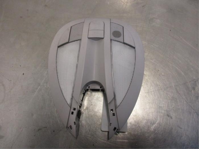 Begagnade Innerbelysning, fram Mercedes E Combi (S211) 2.2 E-220 CDI 16V Pris € 32,00 Marginaltabell erbjuds av Autobedrijf Brooks