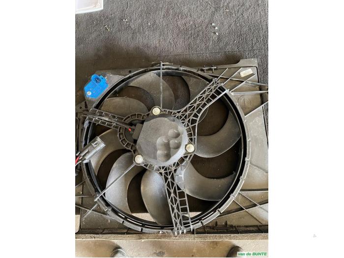 Cooling fans from a Fiat 500 Abarth 2017