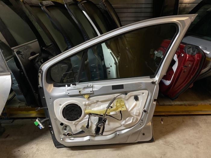 Joint de porte avant droite pour PEUGEOT 308 1 SW PHASE 1 BREAK d