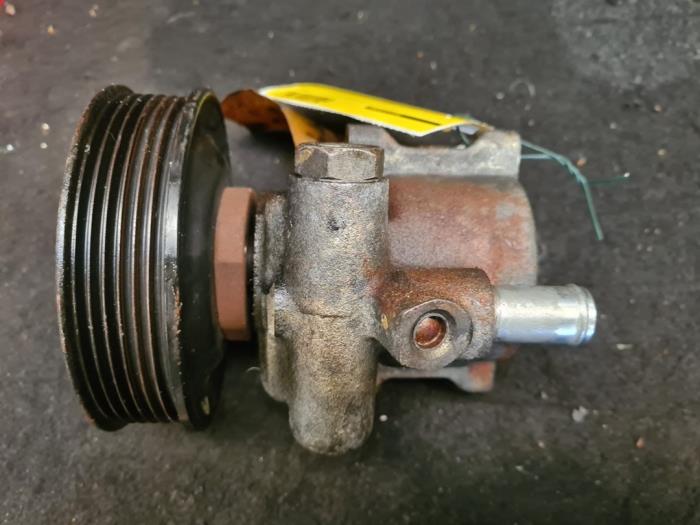 Usagé Pompe de direction Volkswagen Lupo (6X1) 1.4 16V 100 Prix € 52,50 Règlement à la marge proposé par van de Bunte Teuge B.V.