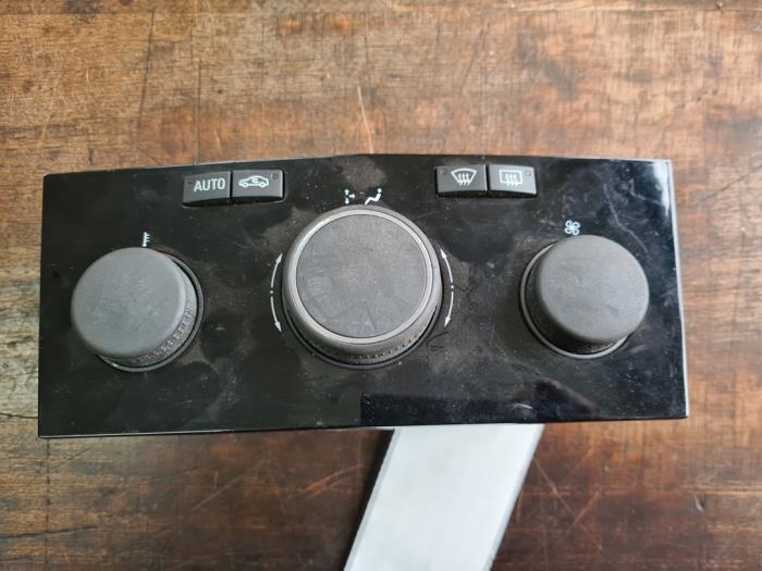 Heater control panel Opel Zafira GM13250622