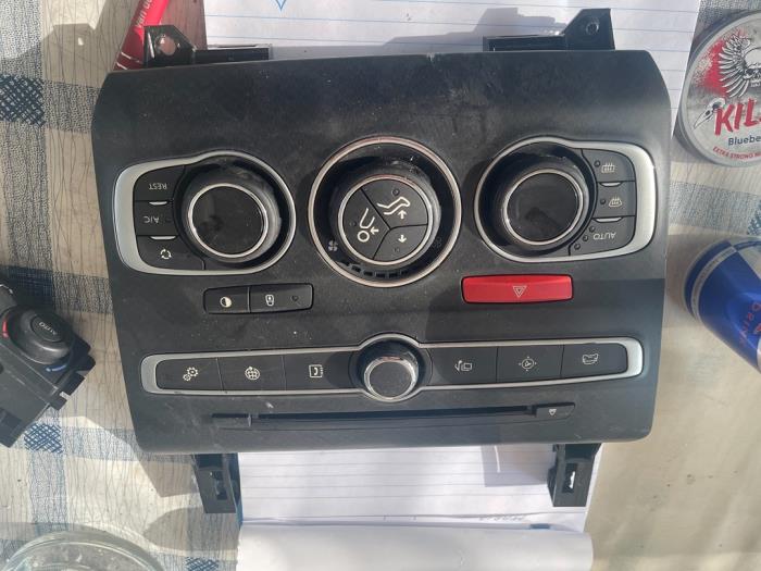 Heater control panel from a Citroen DS4 2016