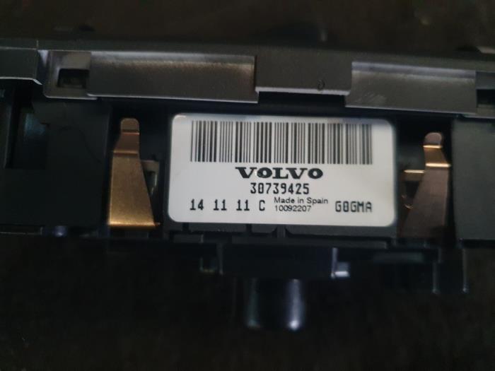 Przelacznik swiatel z Volvo V40 (MV) 2.0 D4 16V 2014
