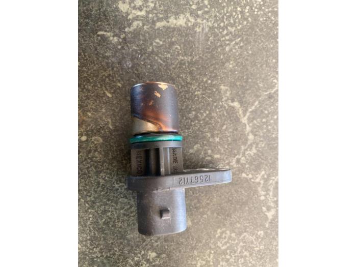 Usados Sensor BDP Opel Vectra C Caravan 2.2 DIG 16V Precio € 26,25 Norma de margen ofrecido por van de Bunte Teuge B.V.