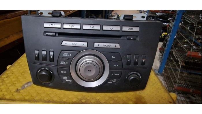 Radio/Lecteur CD d'un Mazda 3 (BL12/BLA2/BLB2) 1.6i MZR 16V 2009