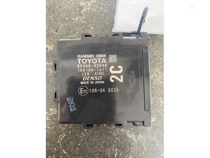 Usados Módulo PDC Toyota RAV4 (A4) 2.5 Hybrid 16V VVT-i 4x2 Precio € 105,00 Norma de margen ofrecido por van de Bunte Teuge B.V.