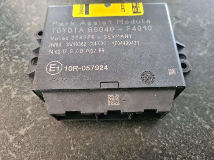 Begagnade PDC-modul Toyota C-HR (X1,X5) 1.8 16V Hybrid Pris € 105,00 Marginaltabell erbjuds av van de Bunte Teuge B.V.