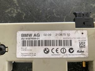 Używane Wzmacniacz anteny BMW 3 serie (E92) Cena € 25,00 Procedura marży oferowane przez van de Bunte Teuge B.V.