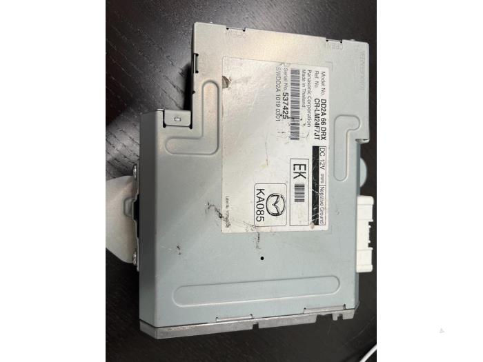 Navigeringsmodul från en Mazda CX-3 2016