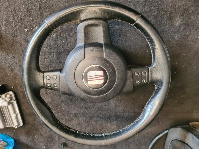 Używane Kierownica Seat Toledo (5P2) 2.0 FSI 16V Cena € 157,50 Procedura marży oferowane przez van de Bunte Teuge B.V.