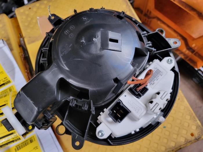 Heater blower fan relay
